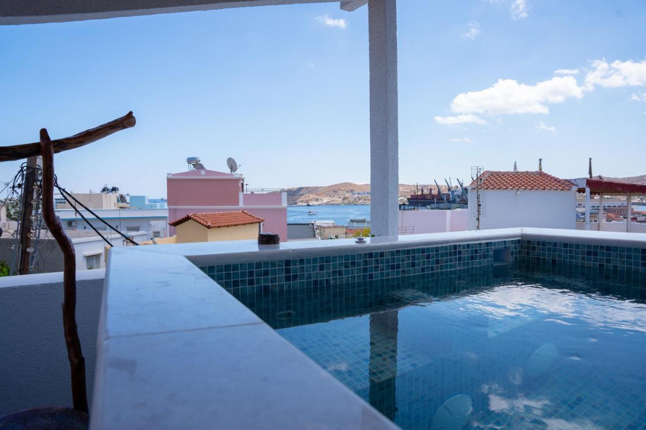 Onar Luxuries Apartment Ermoupoli Luaran gambar